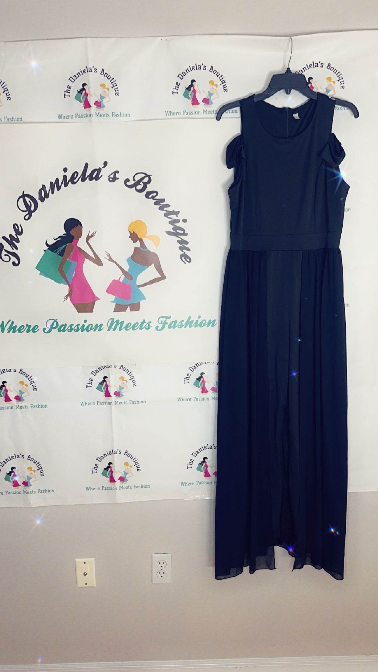 Black Sleeveless Dress