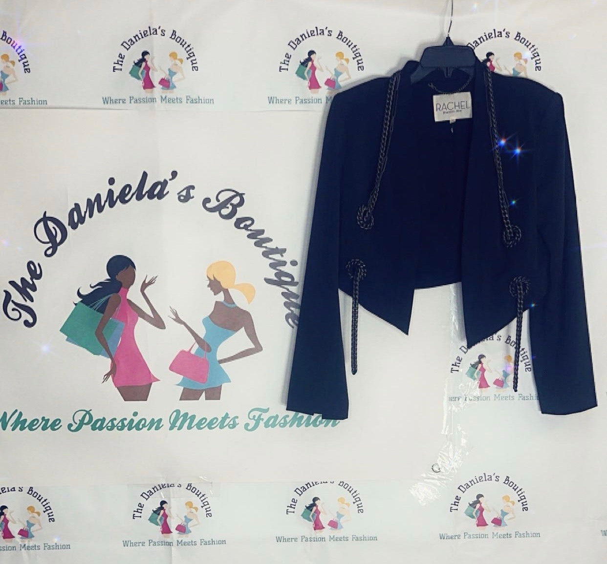 Black Cropped Chained Fitted Blazer